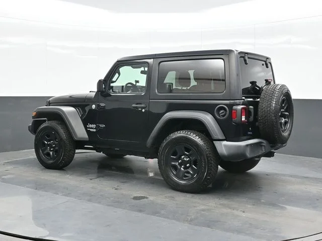 Used 2021 Black Jeep Sport image 9