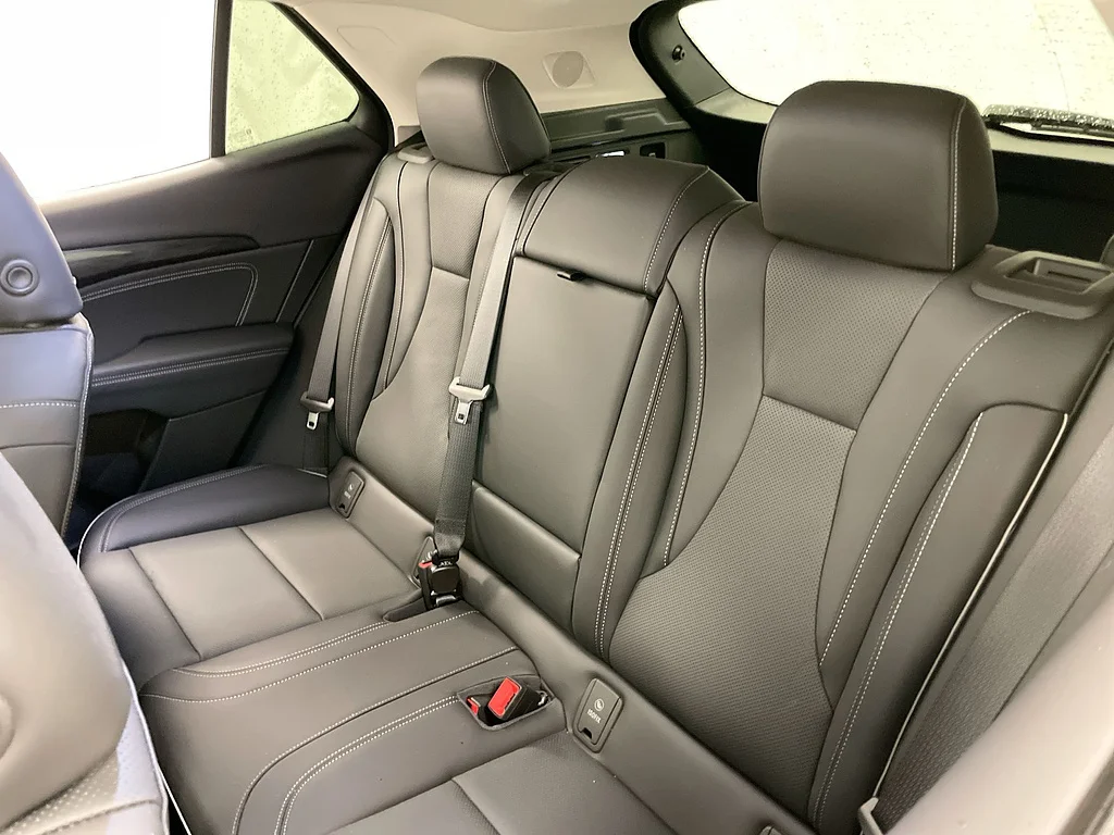 Certified Used 2023 Cinnabar Metallic Buick Essence image 24