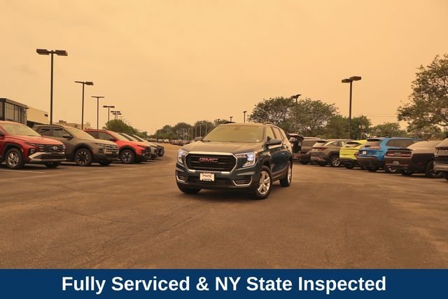 Used 2024 Blue GMC SLE image 2