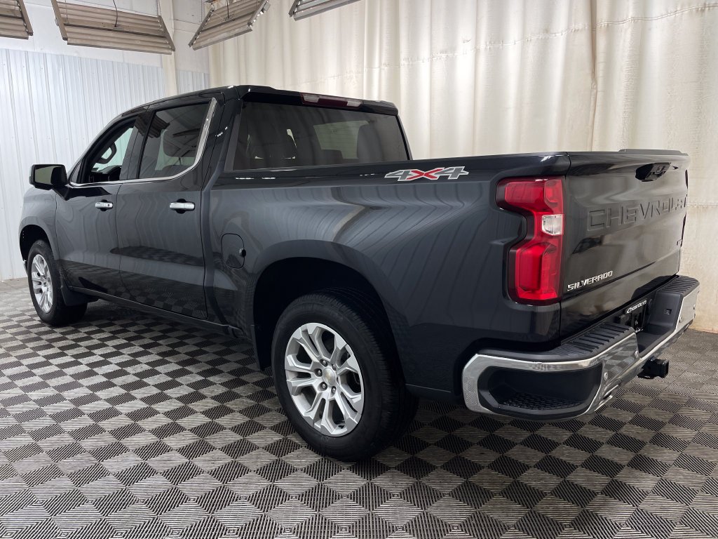 2022 Chevrolet Silverado 1500 LTZ - Photo 18