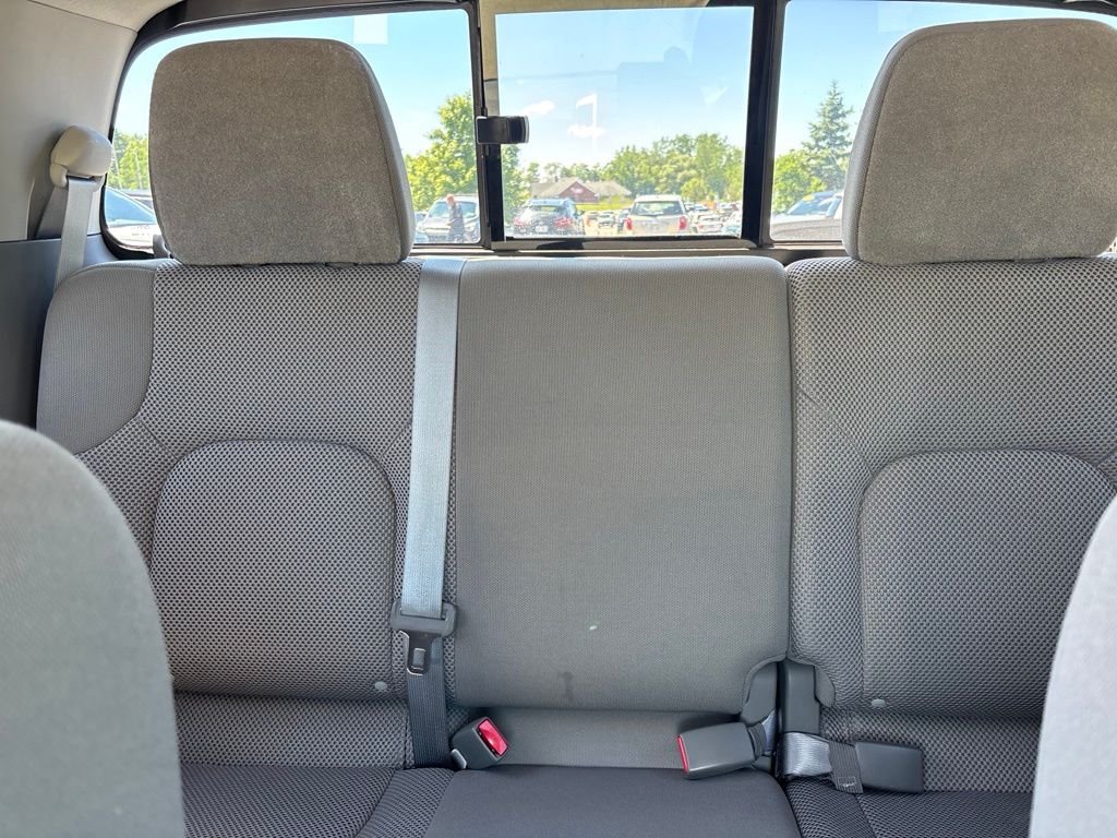 Used 2019 Silver Nissan SV image 27