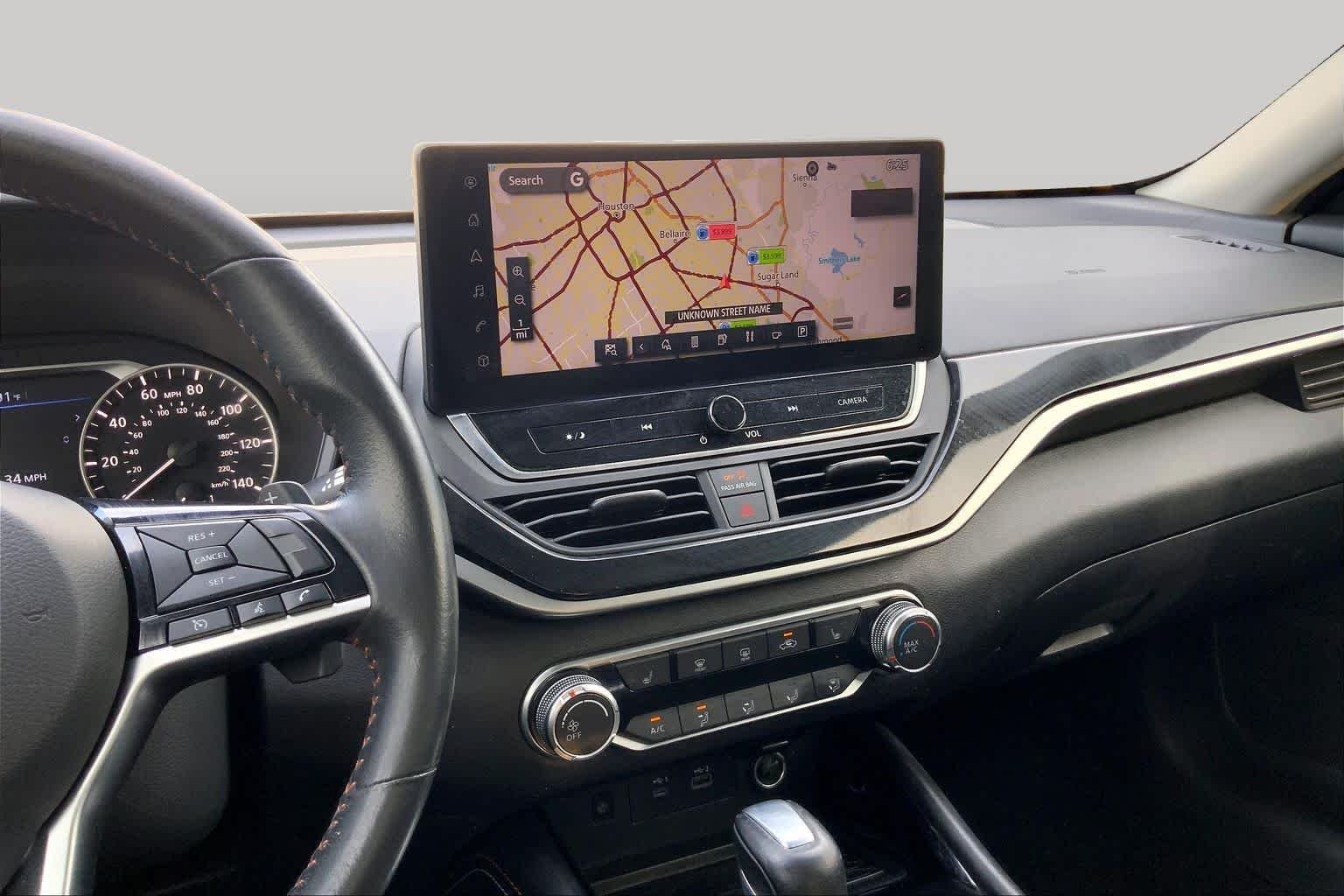 Used 2023 Gun Metallic Nissan 2.5 SR image 7