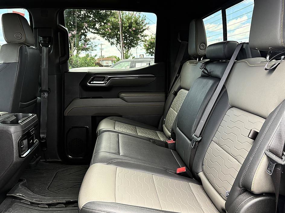 Used 2024 Summit White Chevrolet ZR2 image 10