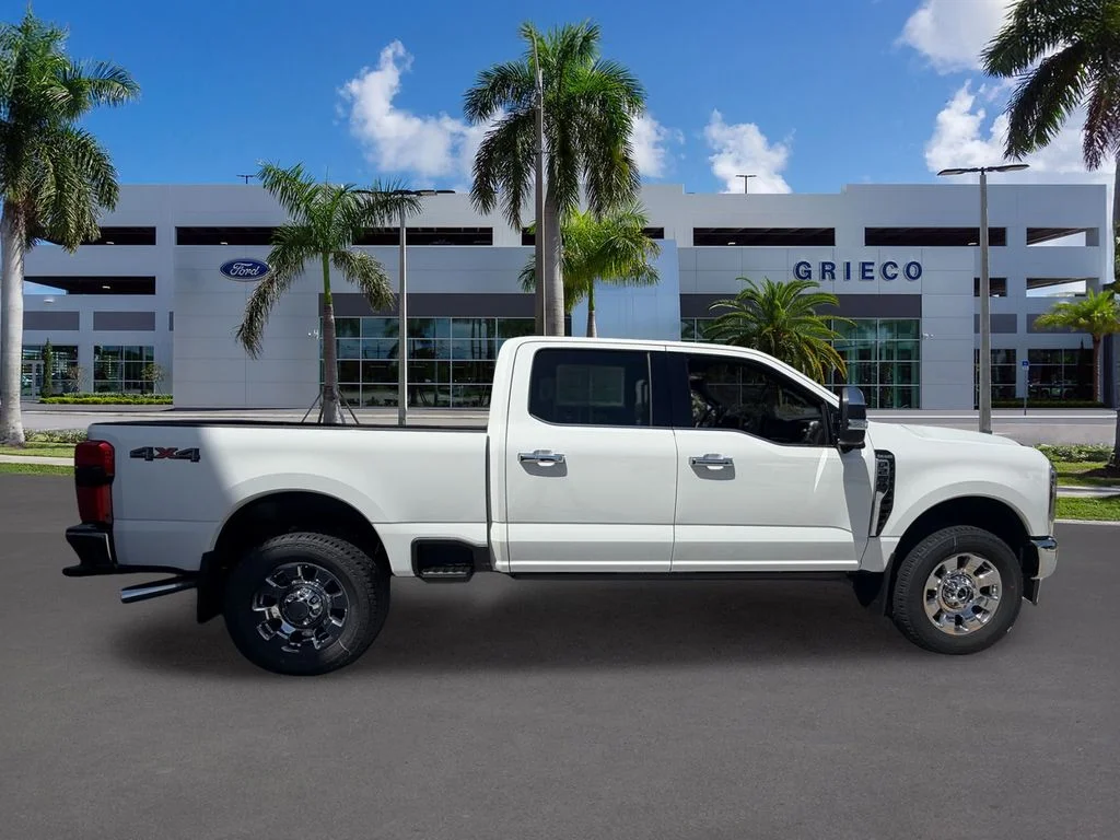 New 2027 White Ford King Ranch image 6