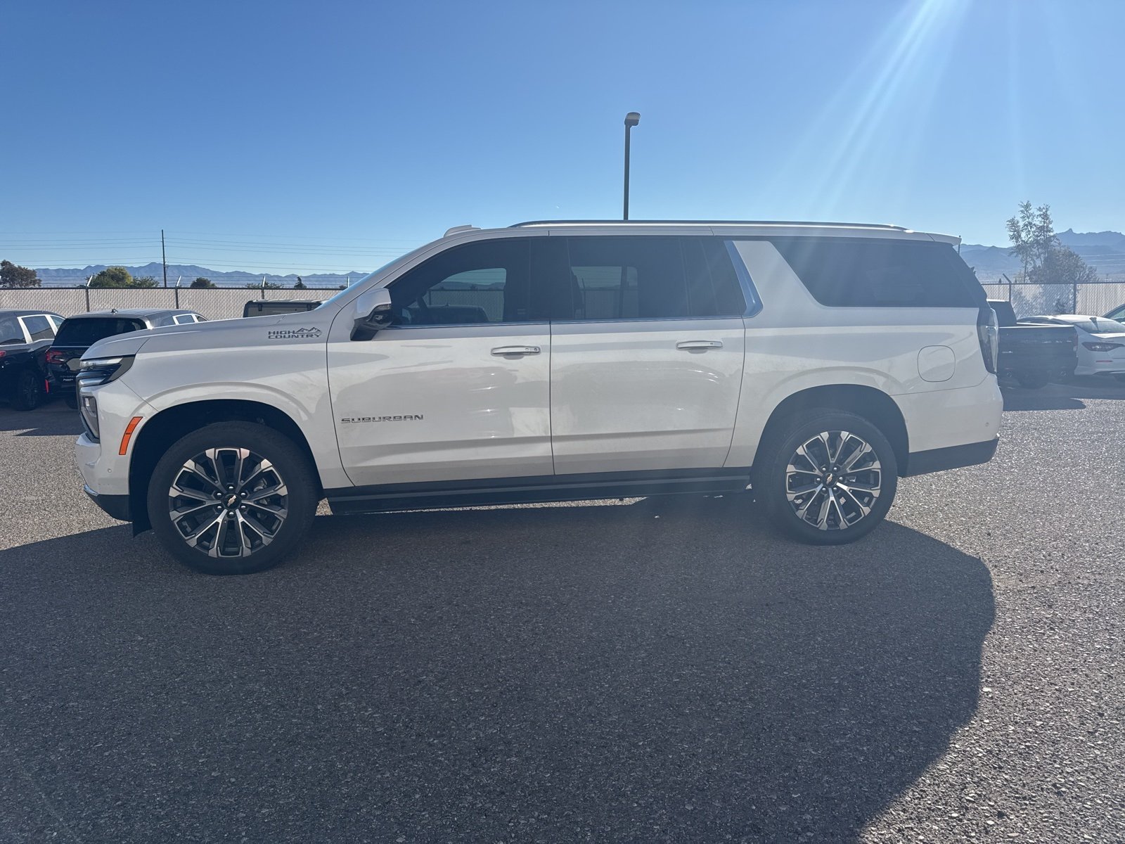 2025 Chevrolet Suburban High Country photo 2