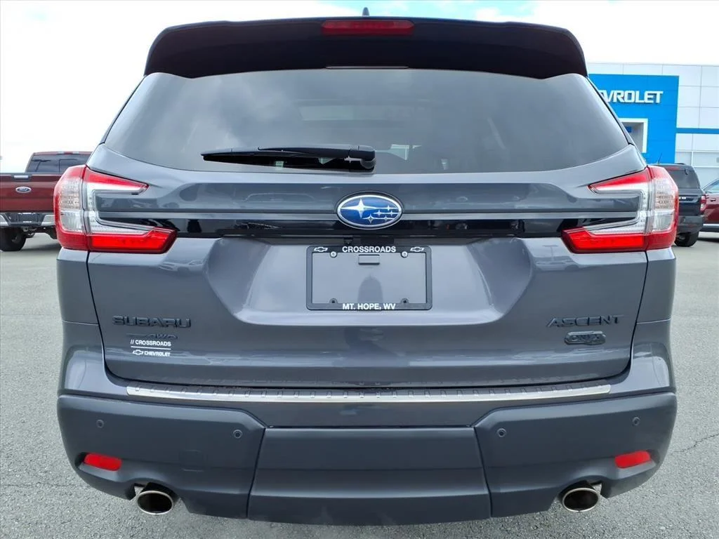 Used 2024 Magnetite Gray Metallic Subaru Onyx Edition Limited image 4