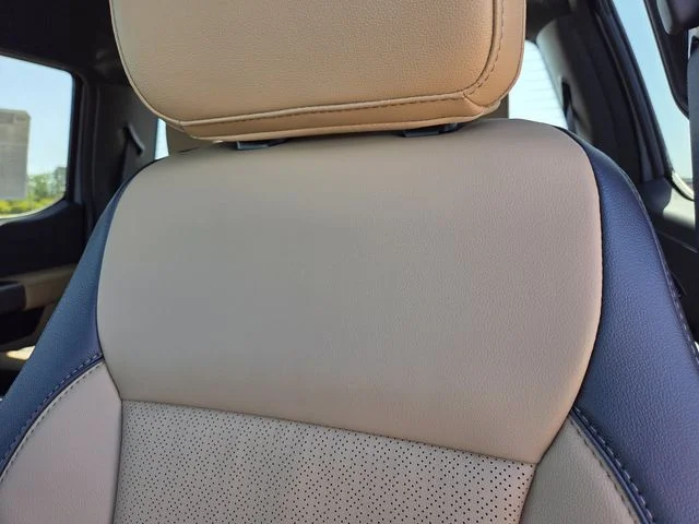 New 2026 Star White Metallic Tri-Coat Ford F-250® Lariat® image 35