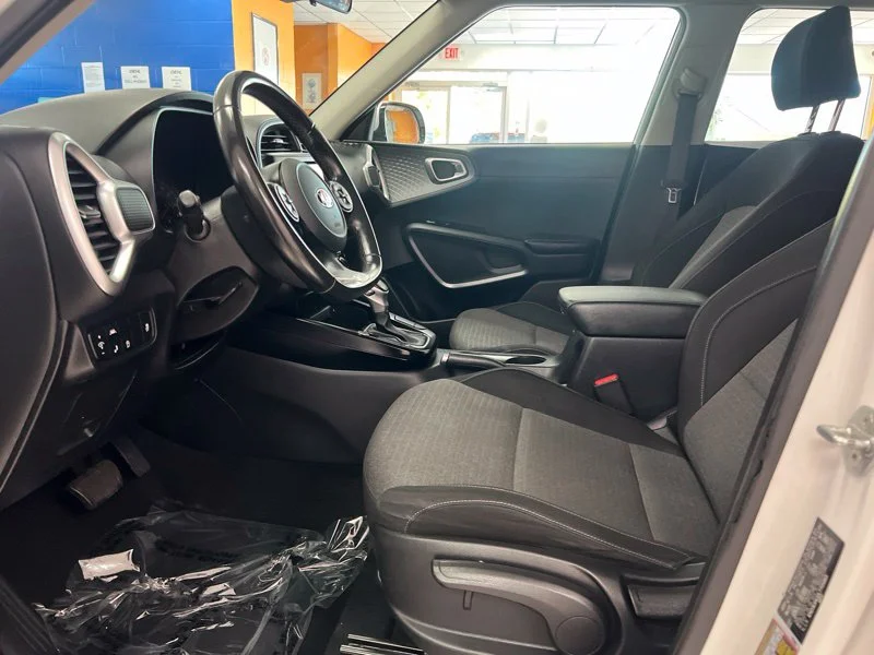 Used 2020 White Kia GT-Line image 17