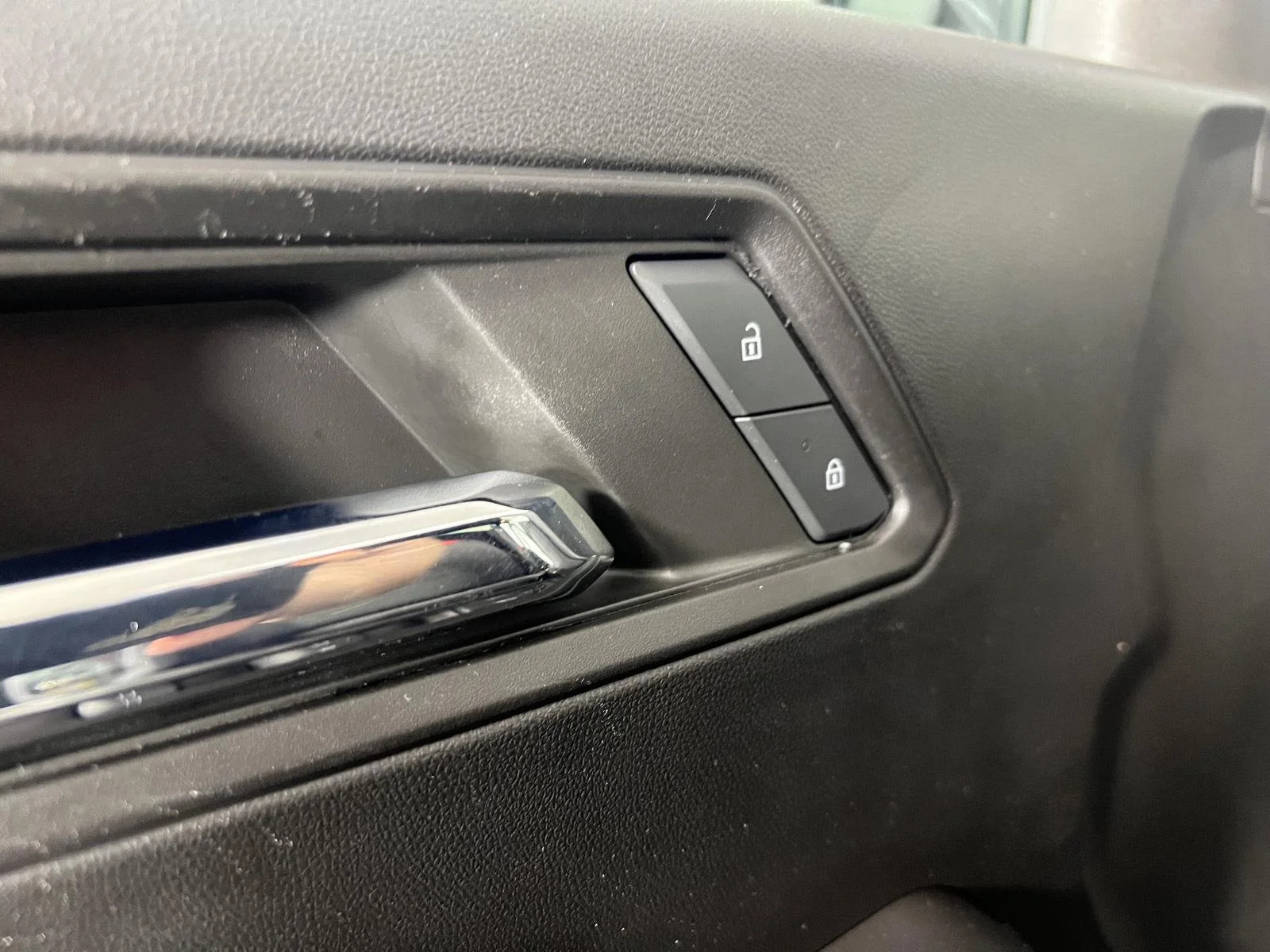 Used 2024 Sterling Gray Metallic Chevrolet Z71 image 21