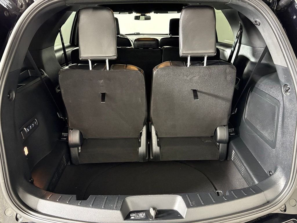 Used 2018 Black Ford Sport image 37
