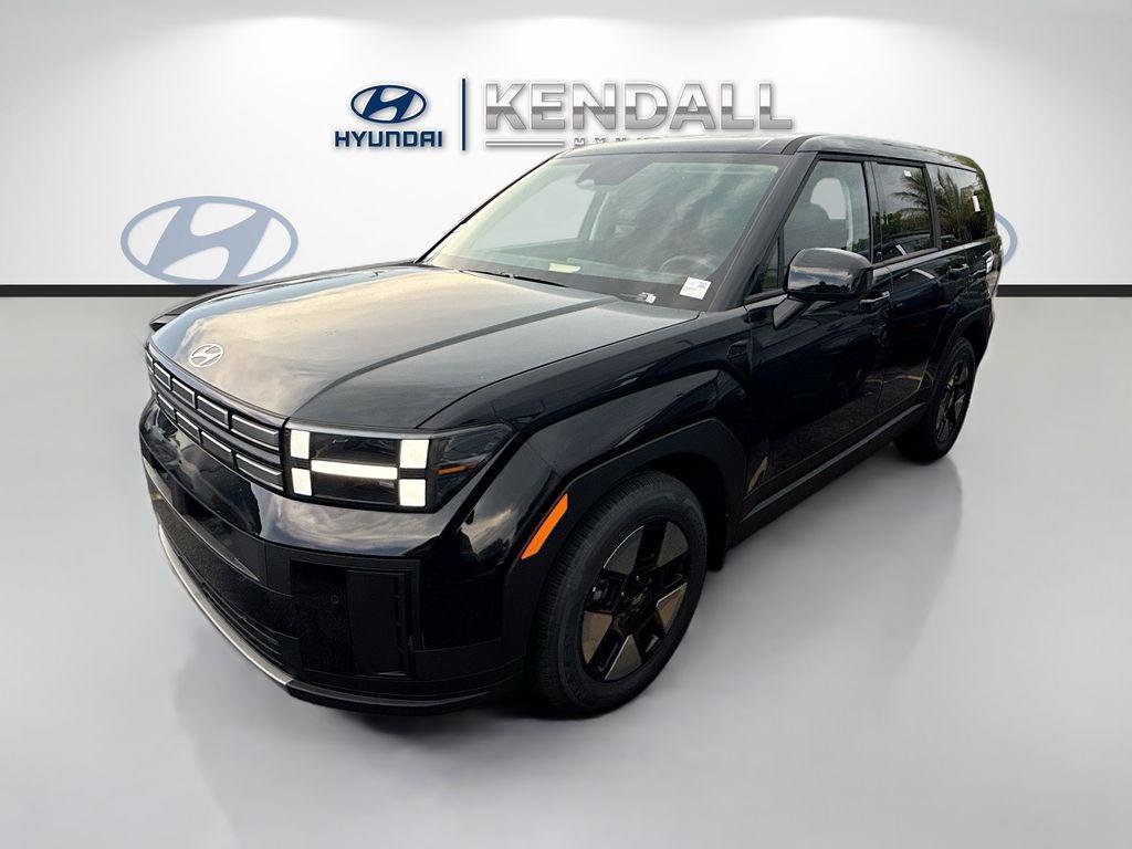 New 2026 Phantom Black Hyundai SE image 3