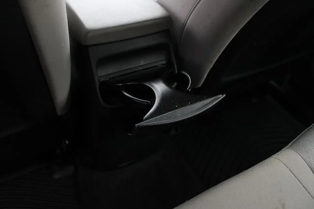 Used 2017 Blue Hyundai SE image 20