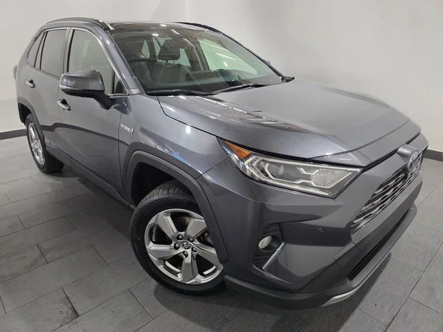 Used 2021 Gray Toyota Limited image 7