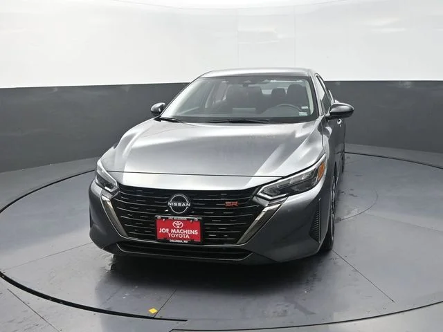 Used 2025 Gray Nissan SR image 2