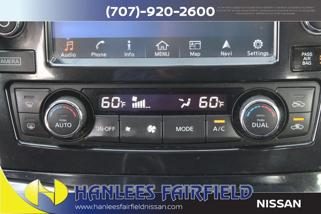 Used 2018 Silver Nissan 3.5 SV image 25
