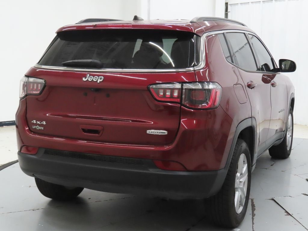 Used 2022 Red Jeep Latitude image 2