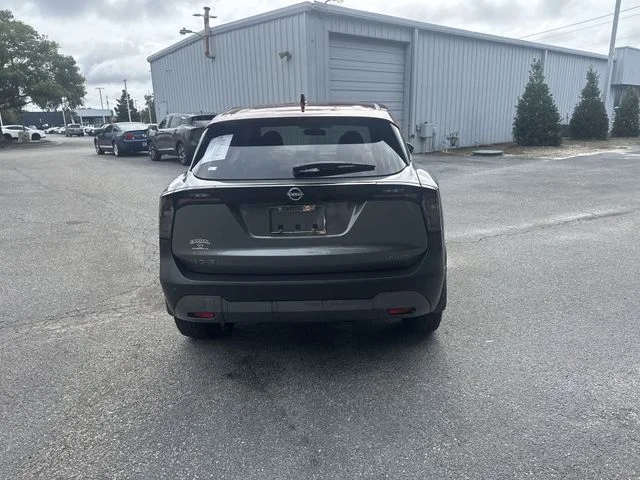 Used 2025 Gray Nissan SV image 6