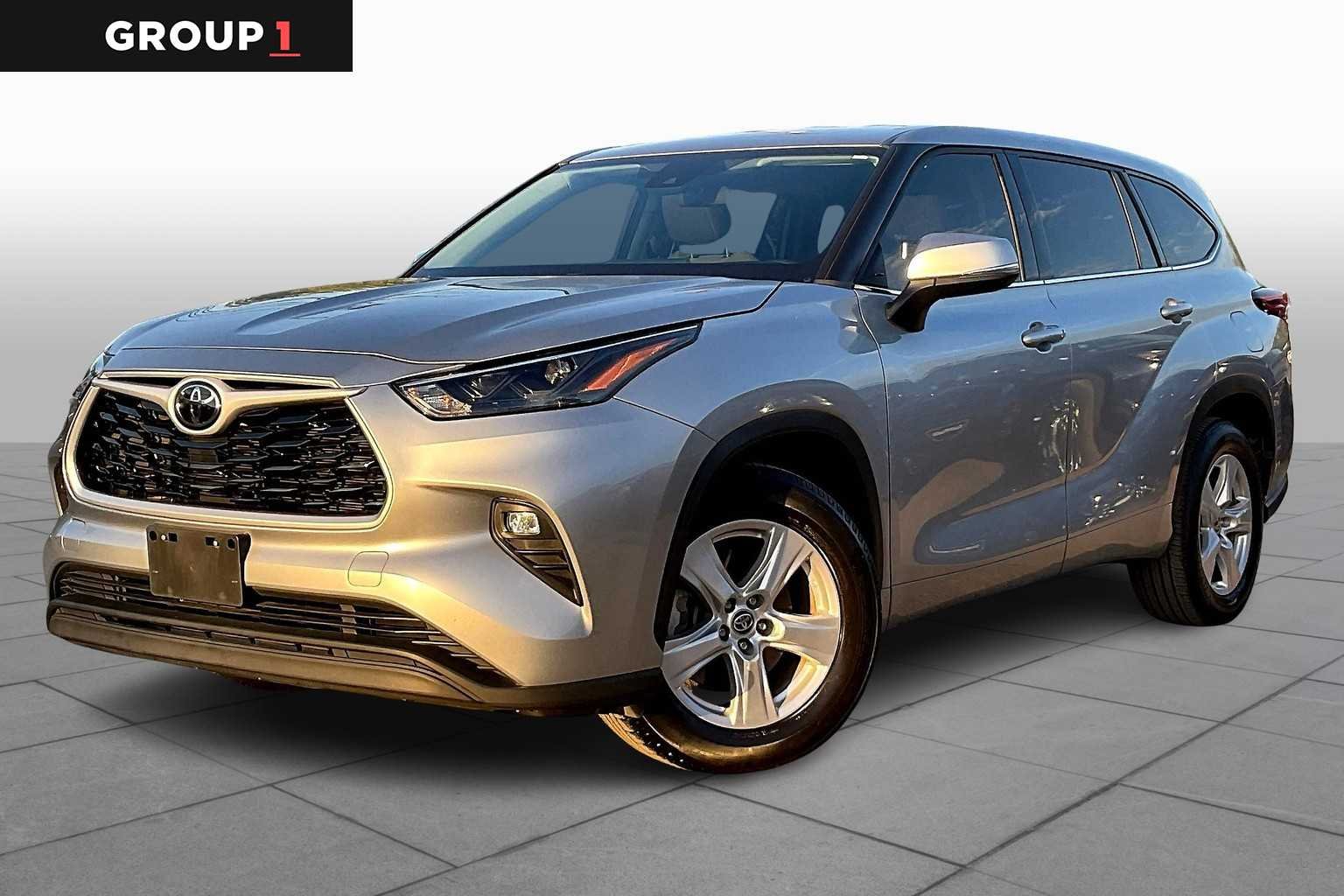 2022 Toyota Highlander LE