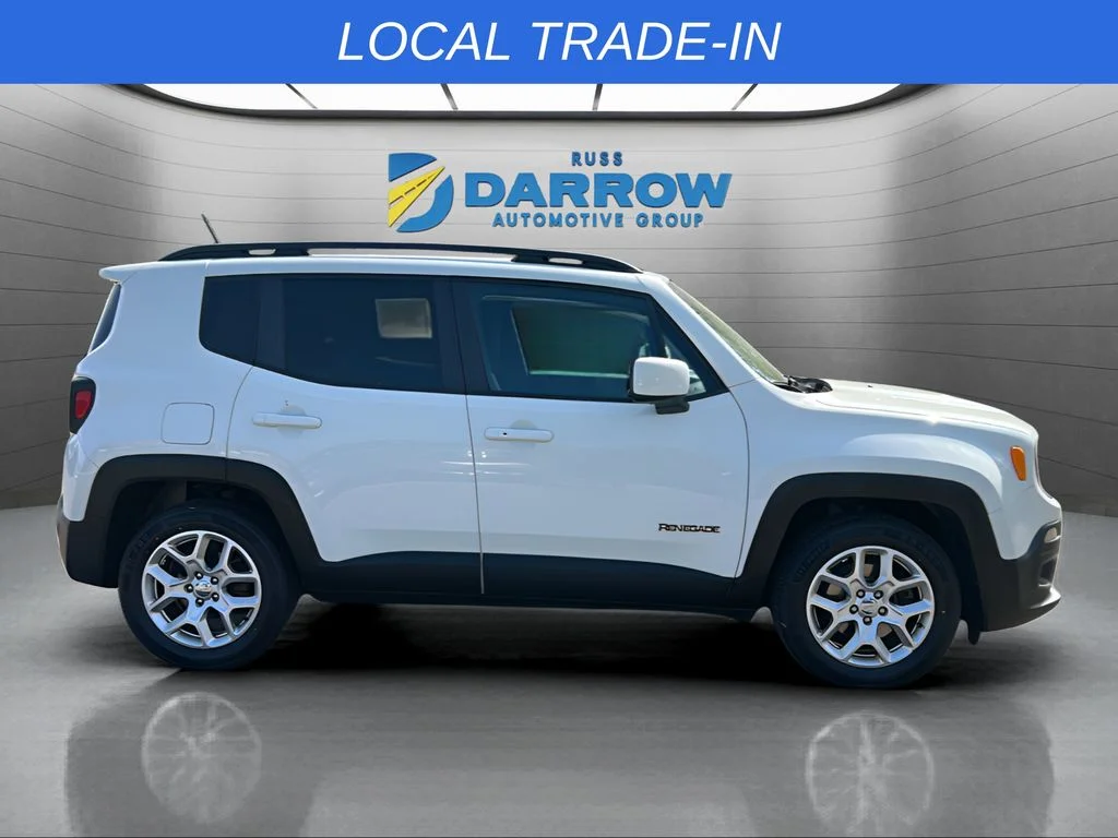 Used 2016 White Jeep Latitude image 6