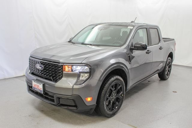 New 2026 Carbonized Gray Metallic Ford XLT image 4