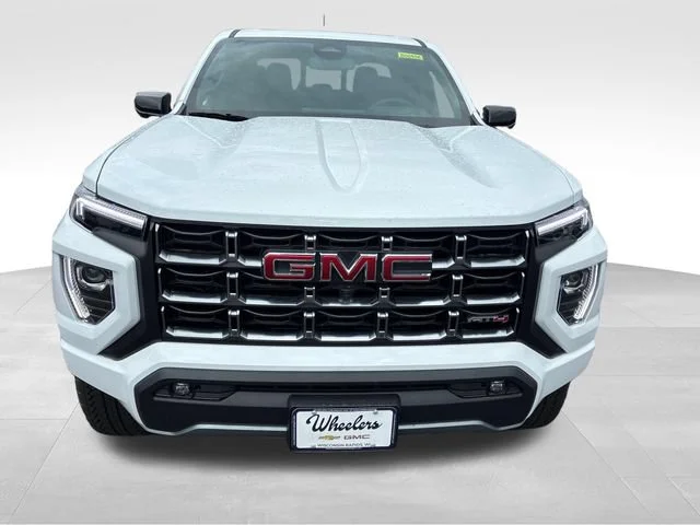 New 2026 Summit White GMC AT4 image 9