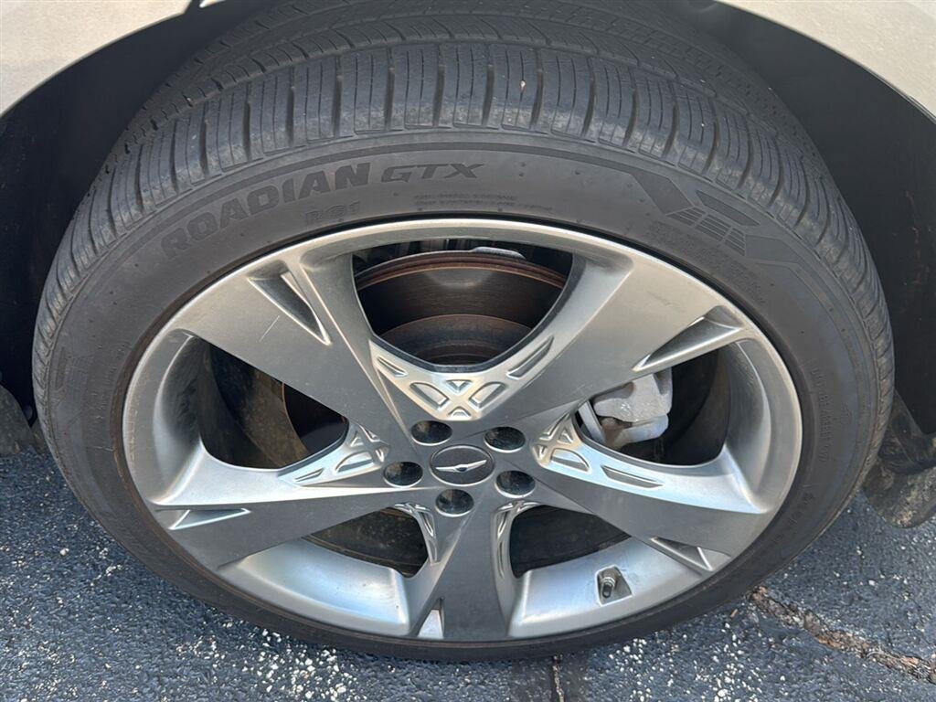Used 2022 SILVER GENESIS 2.5T AWD image 10