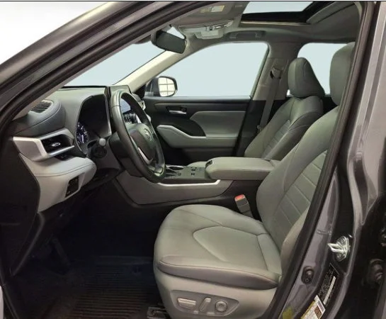 Used 2023 Magnetic Gray Metallic Toyota XLE image 6