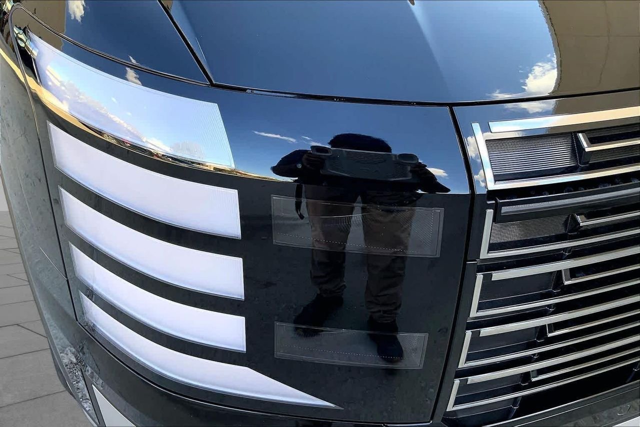 New 2027 Abyss Black Pearl Hyundai SEL FWD image 13