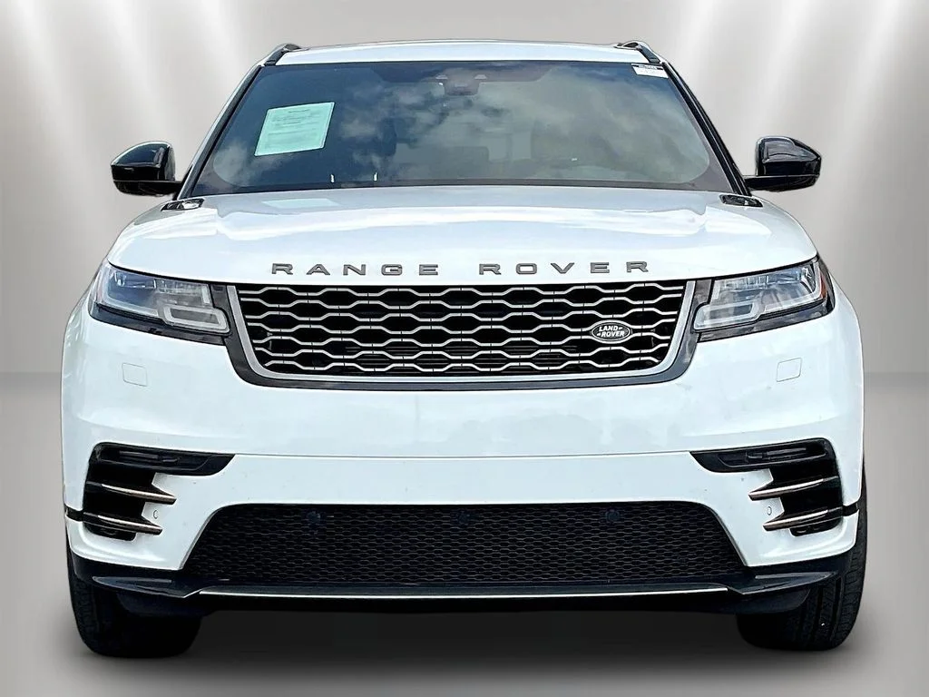 Used 2020 Fuji White Land Rover P250 R-Dynamic S image 2