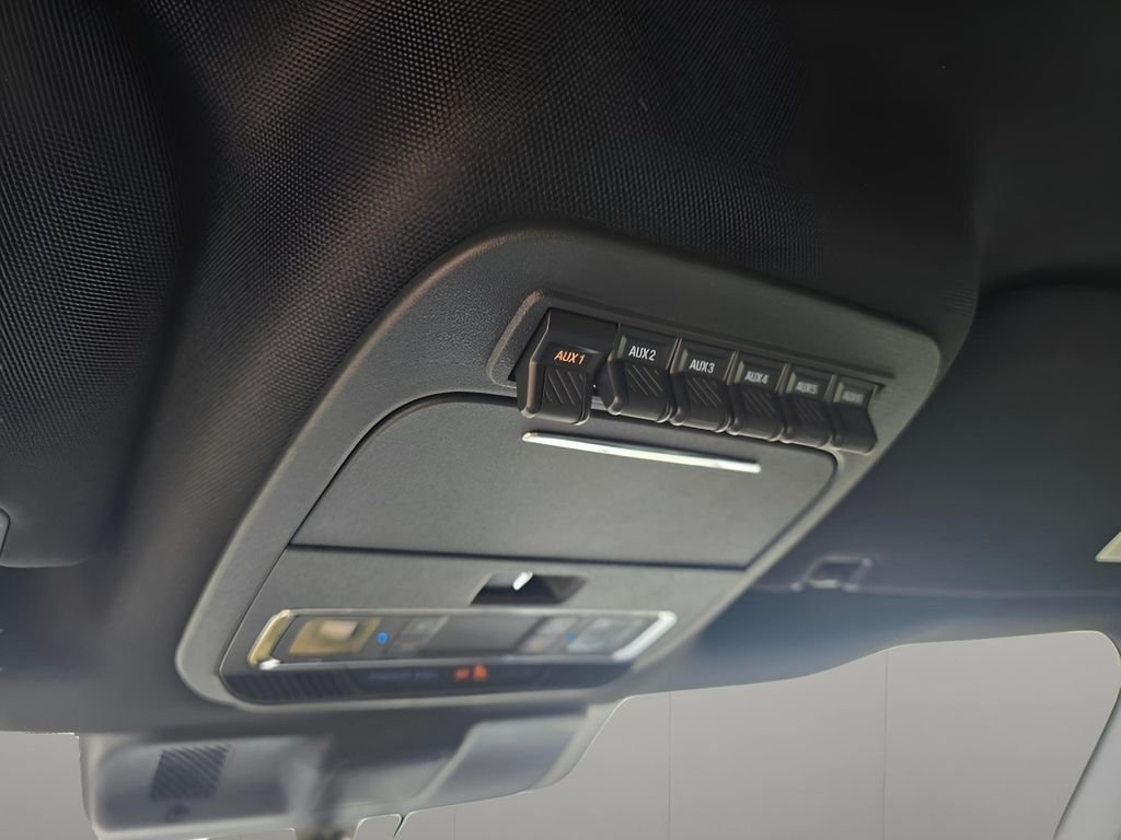 Used 2025 Agate Black Metallic Ford Raptor image 21