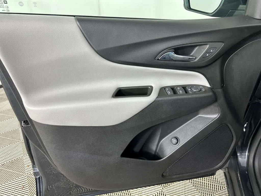 Used 2023 Gray Chevrolet LT image 11
