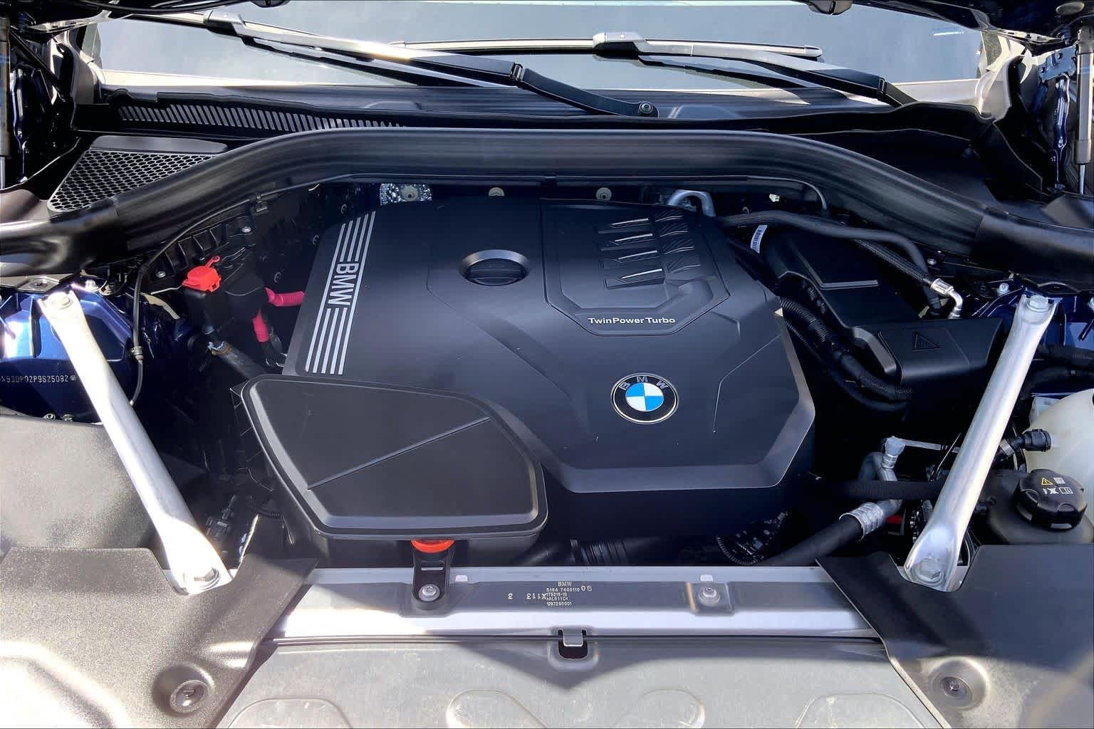 Used 2023 Phytonic Blue Metallic BMW xDrive30i image 31