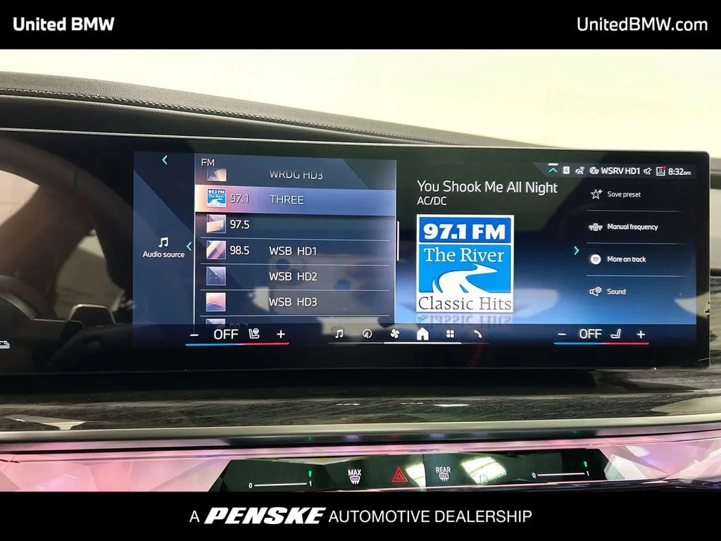 2026 BMW 7 Series 750e - Photo 16