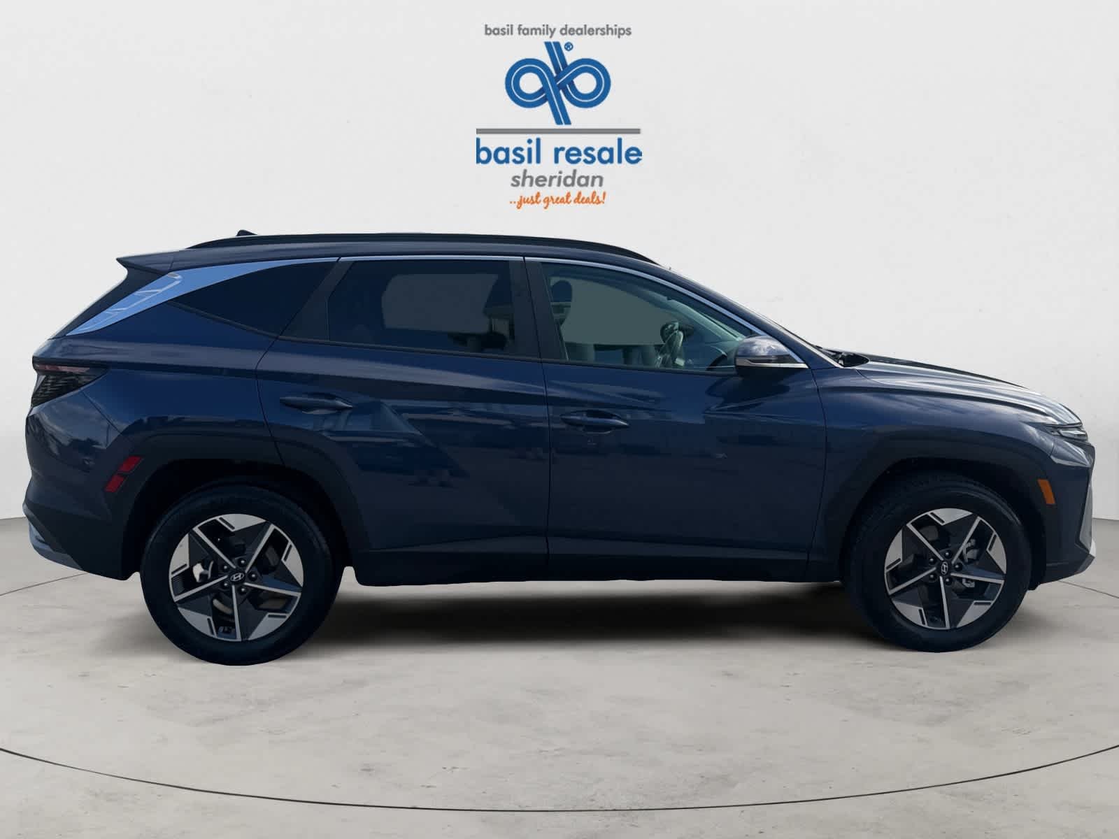 Used 2025 Atlantis Blue Hyundai SEL Convenience image 9