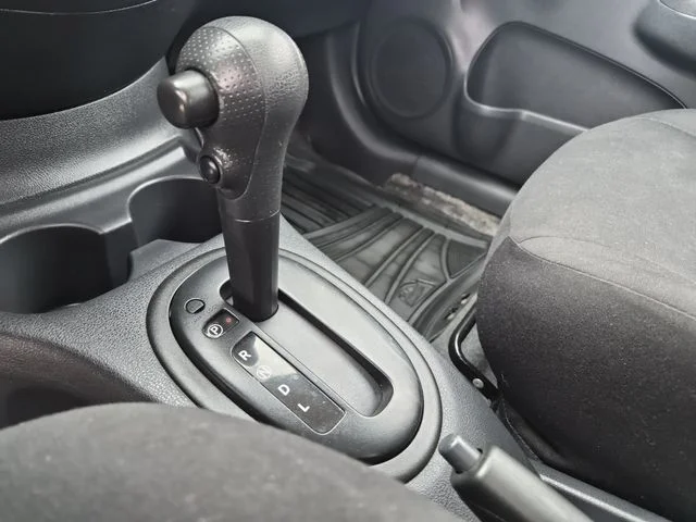 Used 2012 Brilliant Silver Metallic Nissan 1.6 S image 17