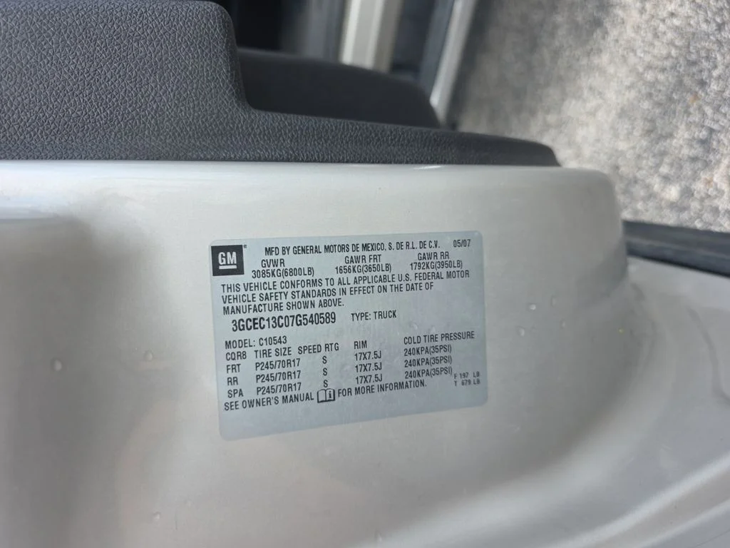 Used 2007 Silver Birch Metallic Chevrolet LT image 25