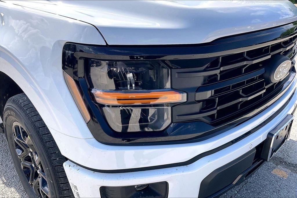 New 2026 Ford F-150 XLT 4D SuperCrew