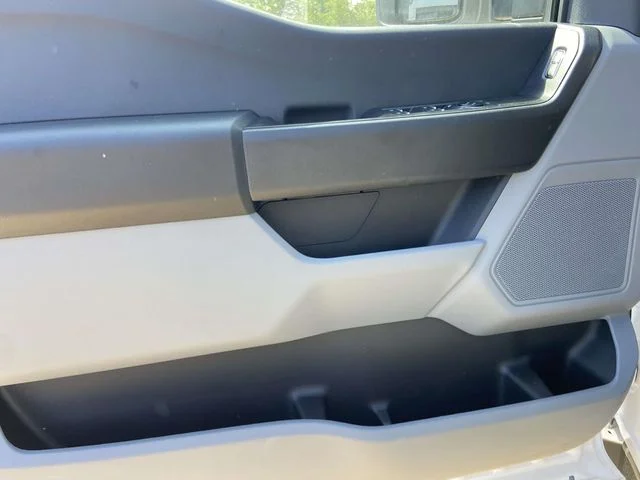 New 2026 Oxford White Ford XL image 12