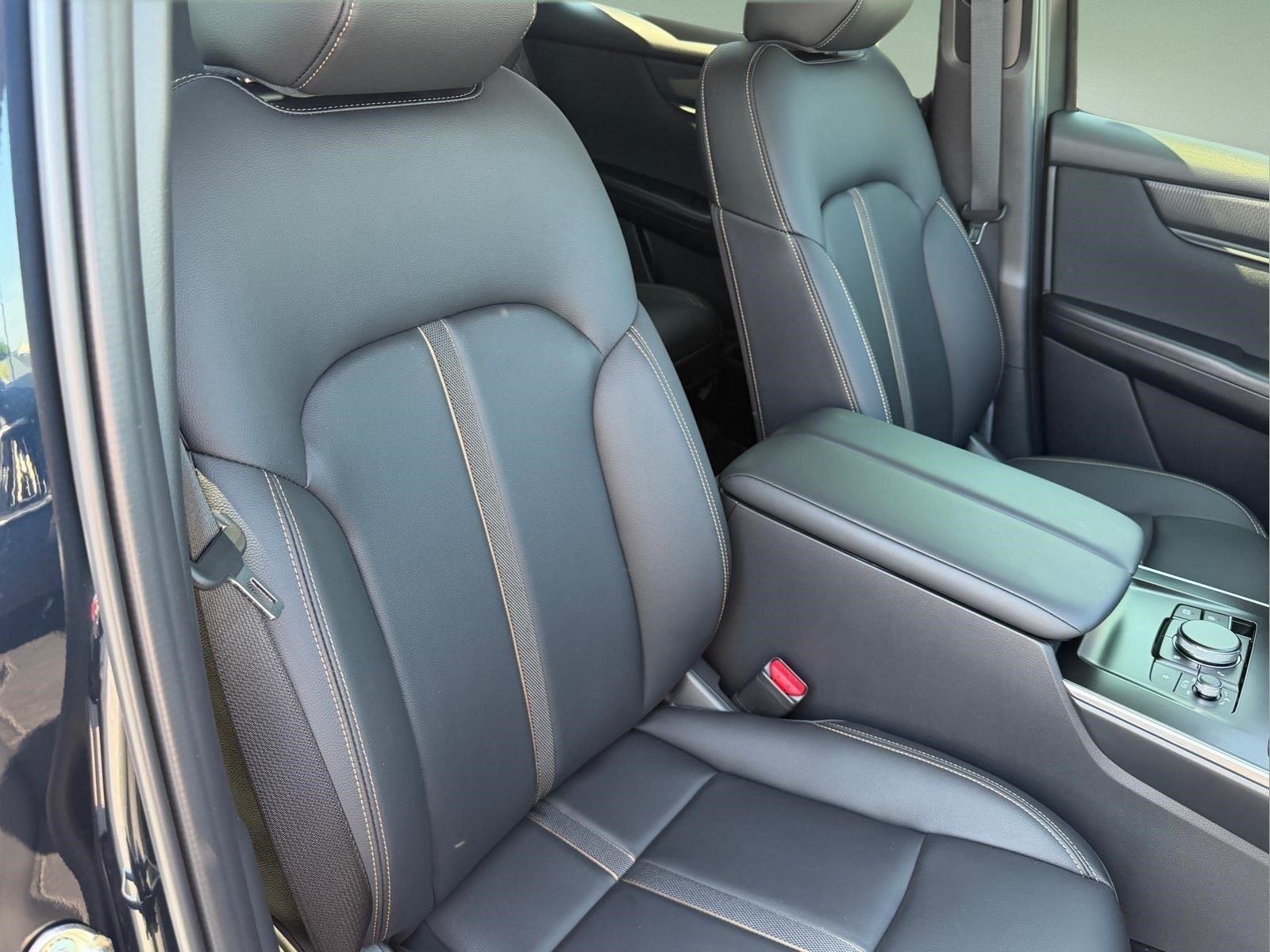 2026 Mazda CX-90 Select Package - Photo 18