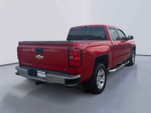 Used 2014 Red Chevrolet LT image 2