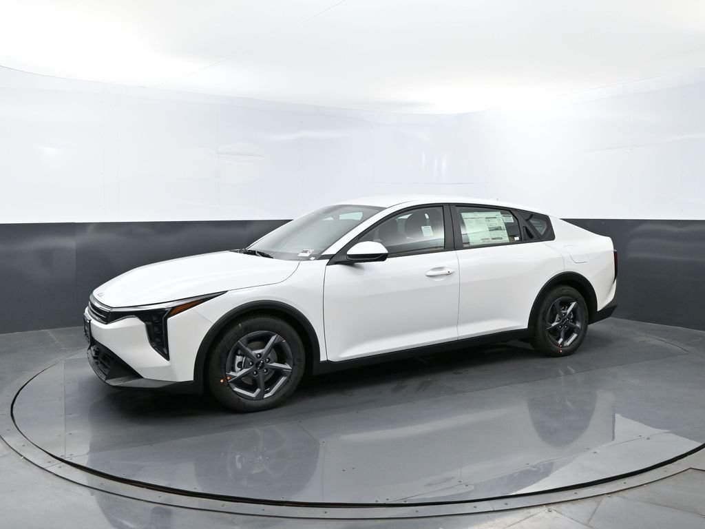 New 2026 Snow White Pearl Kia LXS image 1