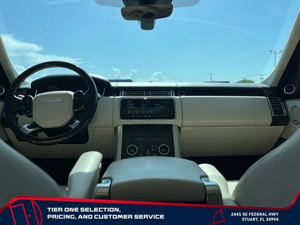 Used 2022  Land Rover Autobiography image 15