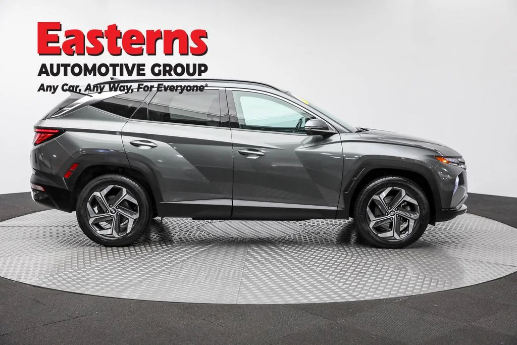 Used 2022 Gray Hyundai Limited image 4
