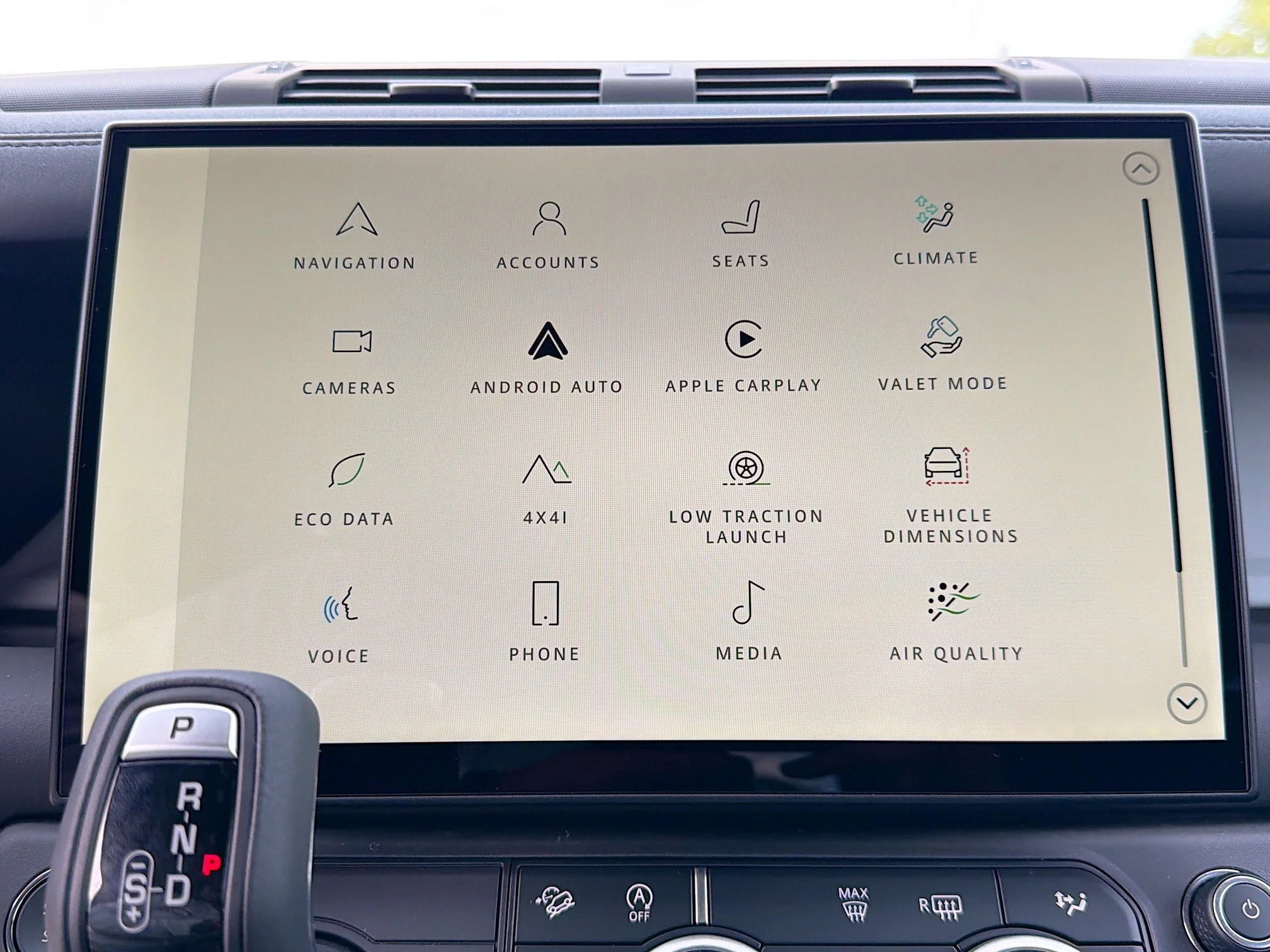 New 2026 Borasco Grey Metallic Land Rover S image 28