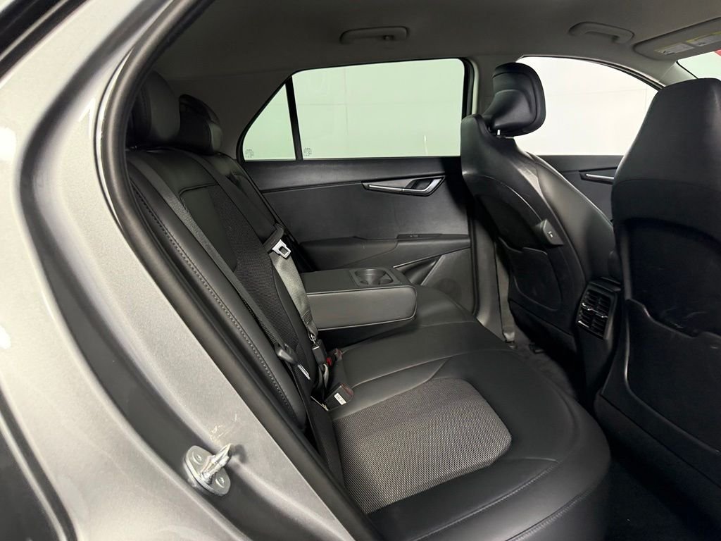 Used 2025 Gray Kia Wind image 19