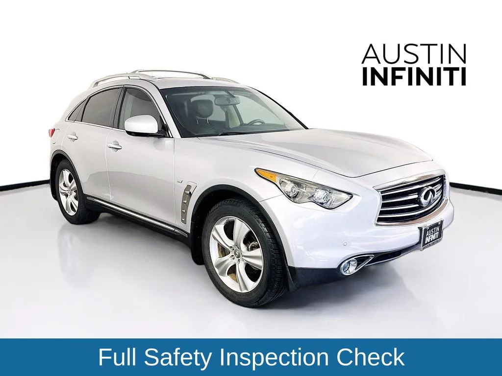 2016 INFINITI QX70 3.7's photo