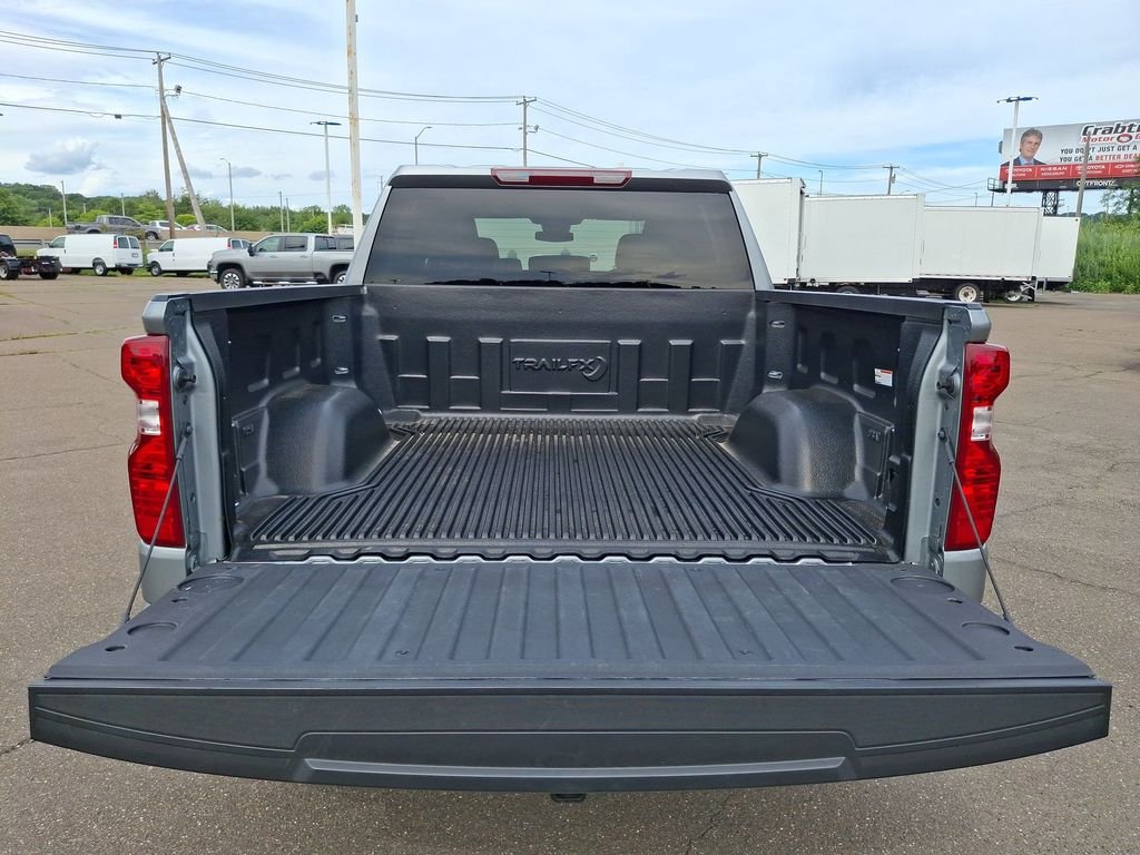 Used 2026 Gray Chevrolet LT image 20