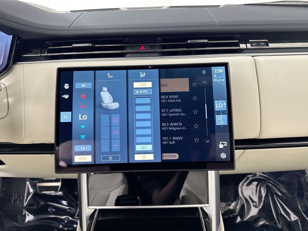 New 2026 OSTUNI PRL WHT Land Rover SE LWB image 17