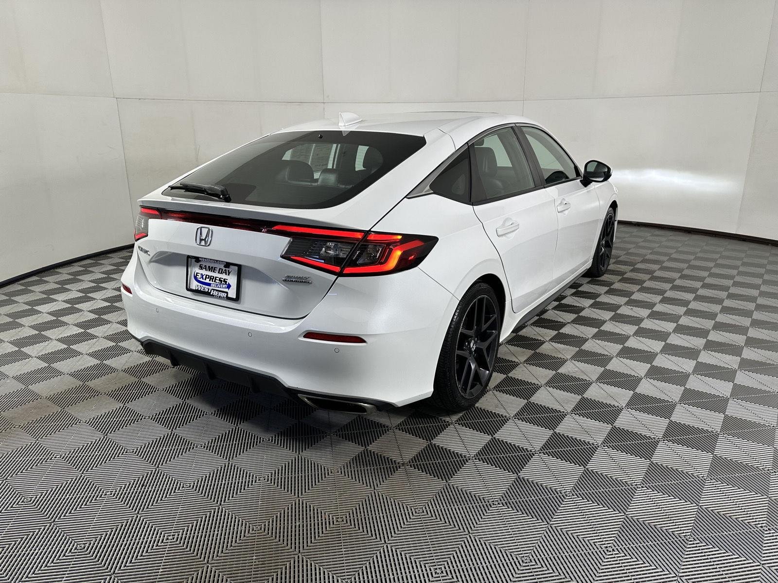 Used 2022 Platinum White Pearl Honda Sport Touring image 42