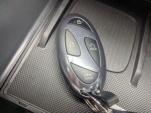 New 2026 White Hyundai SEL Sport image 31